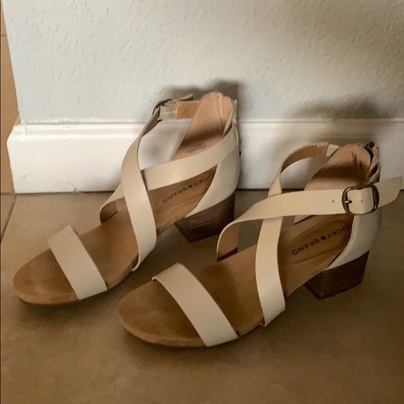 Lucky Brand Shoes - Lucky Brand block-heel sandals